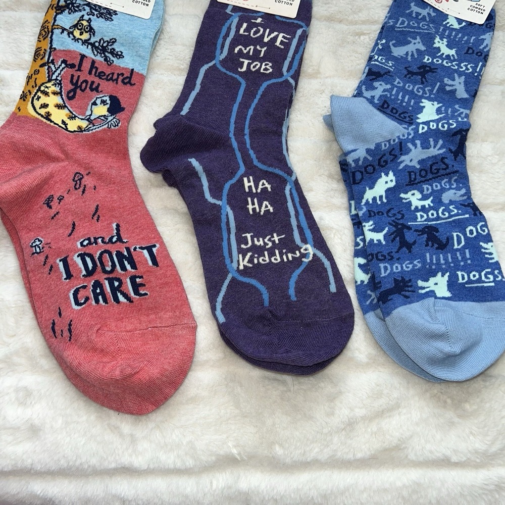 Lot Of 3 NWT Blue Q  Women's Crew Socks Dog Job - Picture 3 of 8